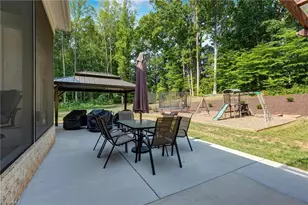 3611 Summit Lakes Dr, Browns Summit, NC 27214 - Photo 38