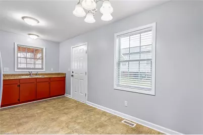 445 Key Street, Burlington, NC 27217 - Photo 8