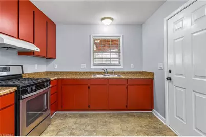 445 Key Street, Burlington, NC 27217 - Photo 10
