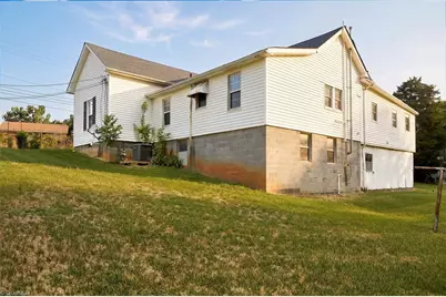 11 Hackney Street, Lexington, NC 27292 - Photo 4