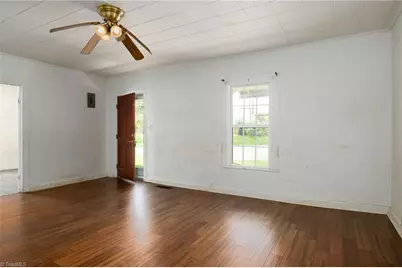 11 Hackney Street, Lexington, NC 27292 - Photo 8