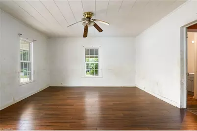 11 Hackney Street, Lexington, NC 27292 - Photo 10