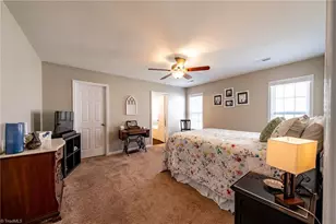 4590 River Gate Dr, Clemmons, NC 27012 - Photo 18
