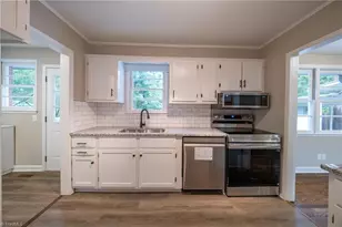 2512 Westmoreland Dr, Greensboro, NC 27408 - Photo 18