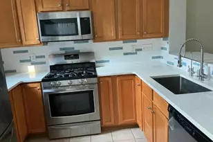 203 Southside Square, Greensboro, NC 27406 - Photo 2