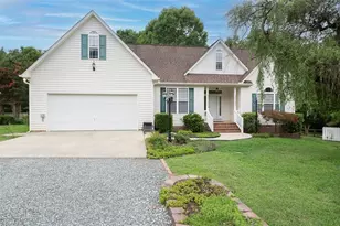 1748 Conners Ct, Burlington, NC 27215 - Photo 2