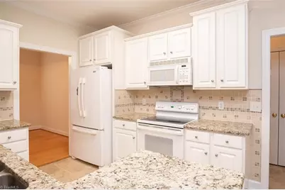 1748 Conners Court, Burlington, NC 27215 - Photo 4