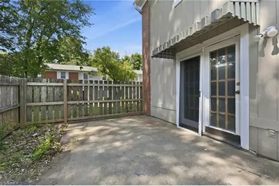 5741 Bramblegate Road #M, Greensboro, NC 27409 - Photo 34