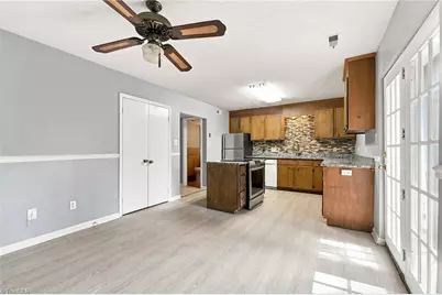 5741 Bramblegate Road #M, Greensboro, NC 27409 - Photo 18