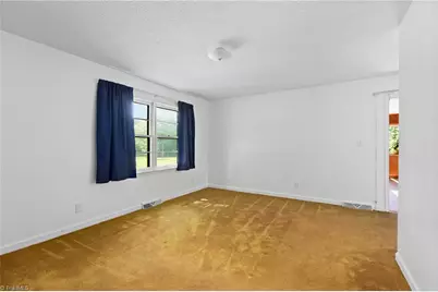 141 Pinelawn Drive, Kernersville, NC 27284 - Photo 12