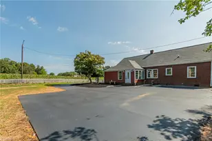 1716 US Hwy 220, Stokesdale, NC 27357 - Photo 4