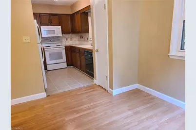 5516 Oak Summit Court, Winston-Salem, NC 27105 - Photo 6