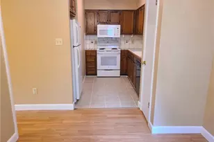 5516 Oak Summit Ct, Winston-Salem, NC 27105 - Photo 8