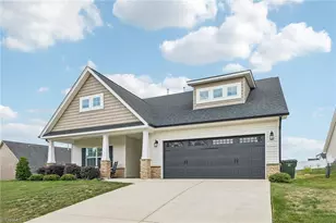 3451 Castlerock Dr, Burlington, NC 27215 - Photo 2