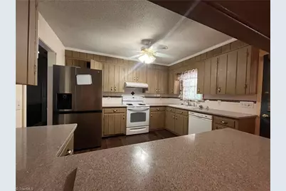 1041 Canyon Drive, Rural Hall, NC 27045 - Photo 14