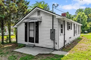 414 Lake St, Eden, NC 27288 - Photo 28