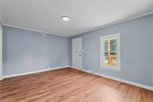 414 Lake St, Eden, NC 27288 - Photo 8