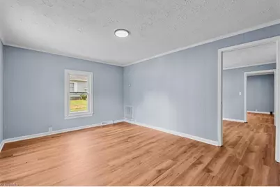 414 Lake Street, Eden, NC 27288 - Photo 6