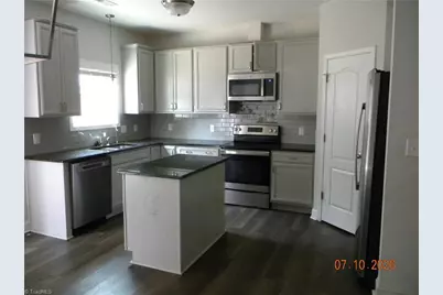 3536 Congress Square, Kernersville, NC 27284 - Photo 4