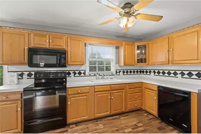 2150 Storm Canyon Road, Winston-Salem, NC 27106 - Photo 10