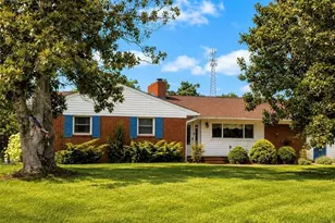 474 Surry Gadsberry Rd, Pilot Mountain, NC 27041 - Photo 2