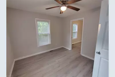 1001 Lane Street, Reidsville, NC 27320 - Photo 18