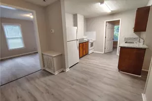1001 Lane St, Reidsville, NC 27320 - Photo 6