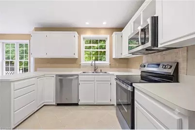 113 Culler Way, King, NC 27021 - Photo 2