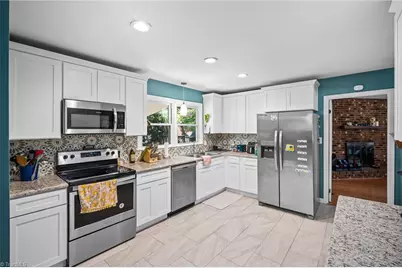 1001 Oakview Road, High Point, NC 27265 - Photo 16