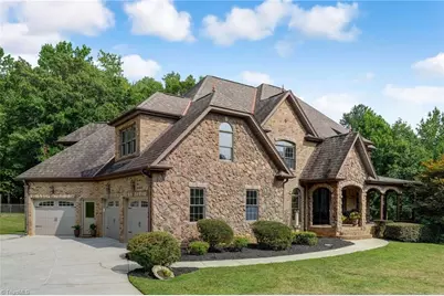 4412 Stafford Glen Court, Oak Ridge, NC 27310 - Photo 4