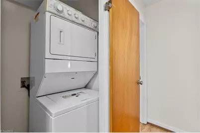 2101 Carpenter Street, Greensboro, NC 27403 - Photo 28