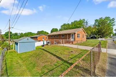 2101 Carpenter Street, Greensboro, NC 27403 - Photo 40