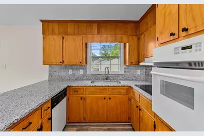 2101 Carpenter Street, Greensboro, NC 27403 - Photo 10