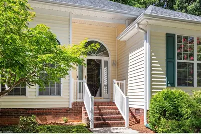 3 Holly Springs Lane, Greensboro, NC 27455 - Photo 2