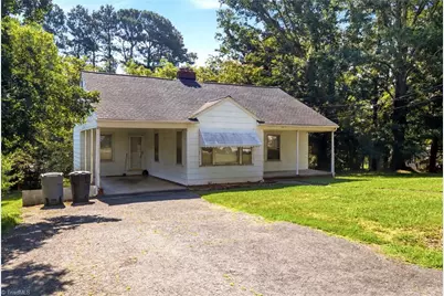 2010 Lineberry Street, Asheboro, NC 27203 - Photo 2