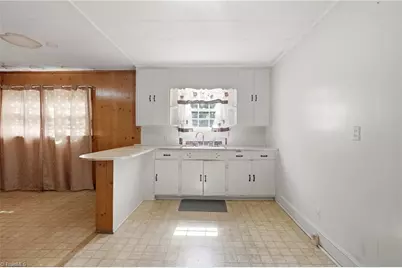 2010 Lineberry Street, Asheboro, NC 27203 - Photo 6