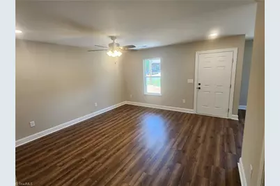 199 S 12th Avenue, Mayodan, NC 27027 - Photo 2