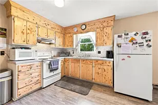 10027 Pine St, Lowgap, NC 27024 - Photo 12