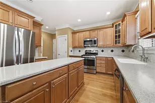 5703 Blue Heron Dr, Greensboro, NC 27455 - Photo 16