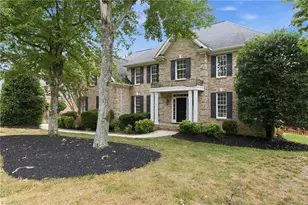 5703 Blue Heron Dr, Greensboro, NC 27455 - Photo 2