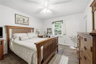 104 Sam Kinley Dr, Thomasville, NC 27360 - Photo 4