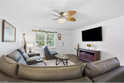 104 Sam Kinley Drive, Thomasville, NC 27360 - Photo 8
