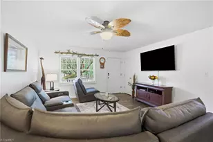 104 Sam Kinley Dr, Thomasville, NC 27360 - Photo 8