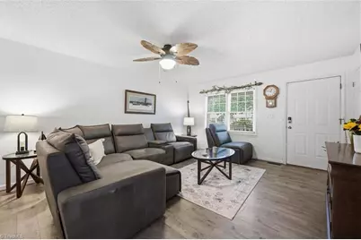 104 Sam Kinley Drive, Thomasville, NC 27360 - Photo 6