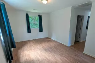 135 Redbud Rd, Eden, NC 27288 - Photo 6