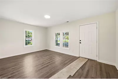 910 Dixie Street, Lexington, NC 27292 - Photo 2