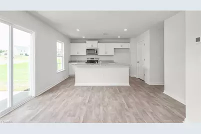1589 String Drive, Winston-Salem, NC 27107 - Photo 8