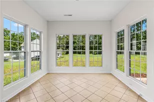 2215 Bradford Glen Cir, Winston-Salem, NC 27107 - Photo 12