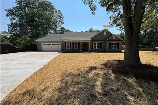 212 River St, East Bend, NC 27018 - Photo 4