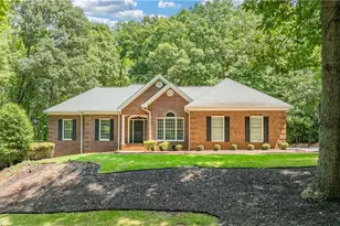 348 Westminster Ct, Asheboro, NC 27205 - Photo 1